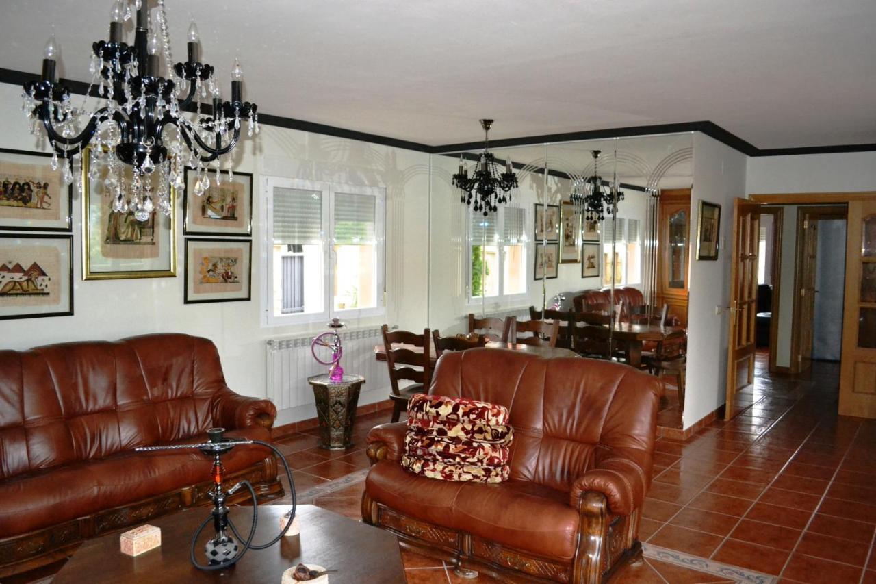 Villa Las Palmeras Arenas de San Pedro Eksteriør billede